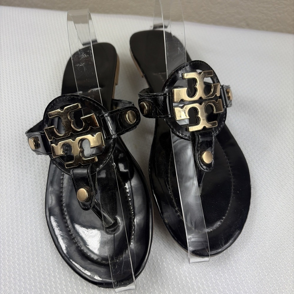 TORY BURCH MILLER SANDAL FLIP FLOP PATENT LEATHER BLACK SIZE 38  Gold‎ T Medal